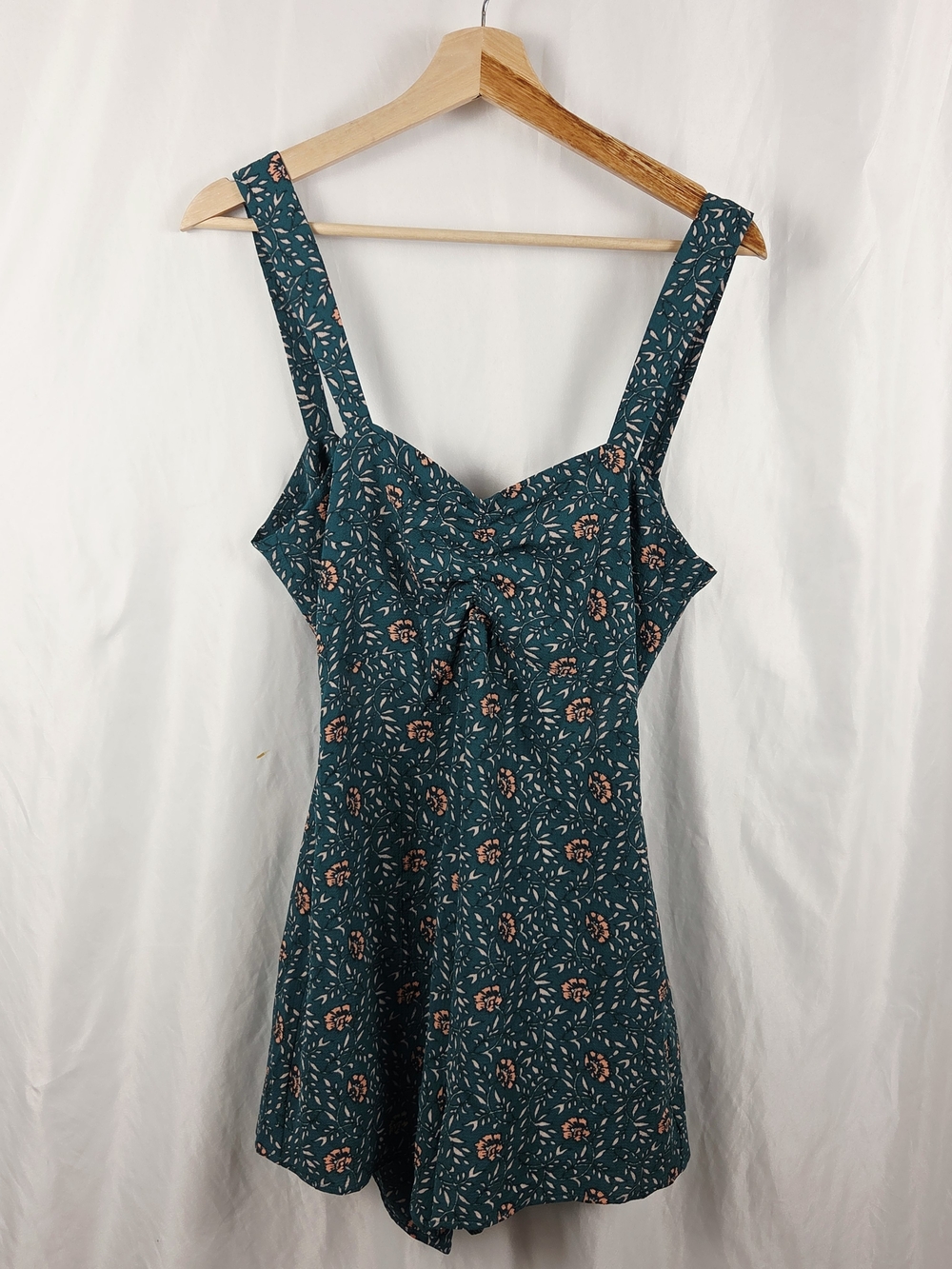 Tavik Sleeveless Sweetheart Teal Floral Open Back Romper Size XS